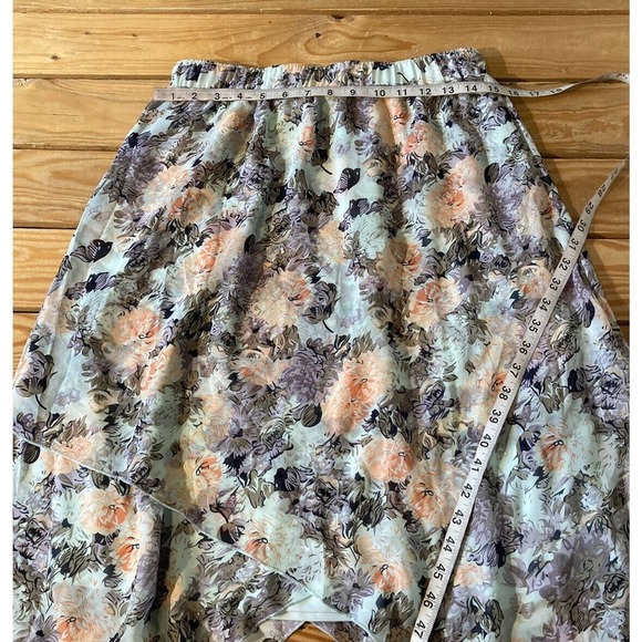 NWT DE Collection Parade Day Shark Hem Skirt Medium Bouquet Billow MSRP $34.99 - Picture 7 of 7